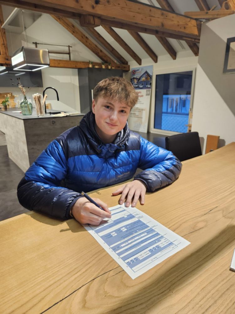 Lehrvertragsunterzeichnung 2025